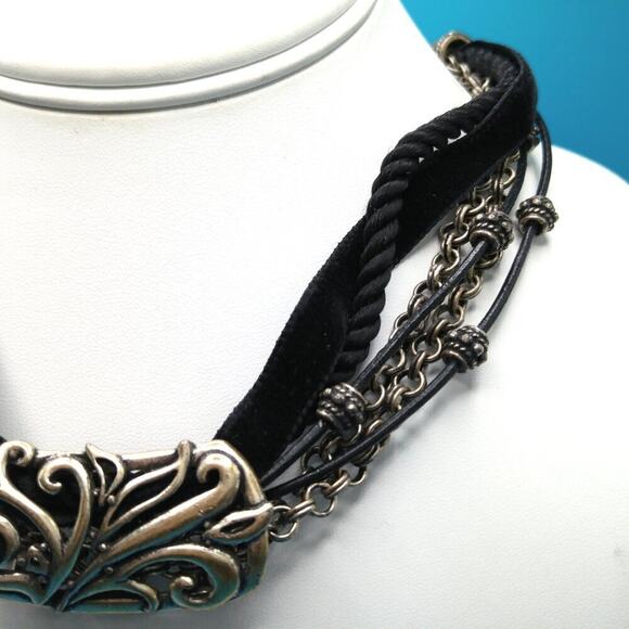 CHICO'S Antique Silver Tone METAL & Rope Chain Pendant Necklace, 20 Inches - Picture 4 of 11